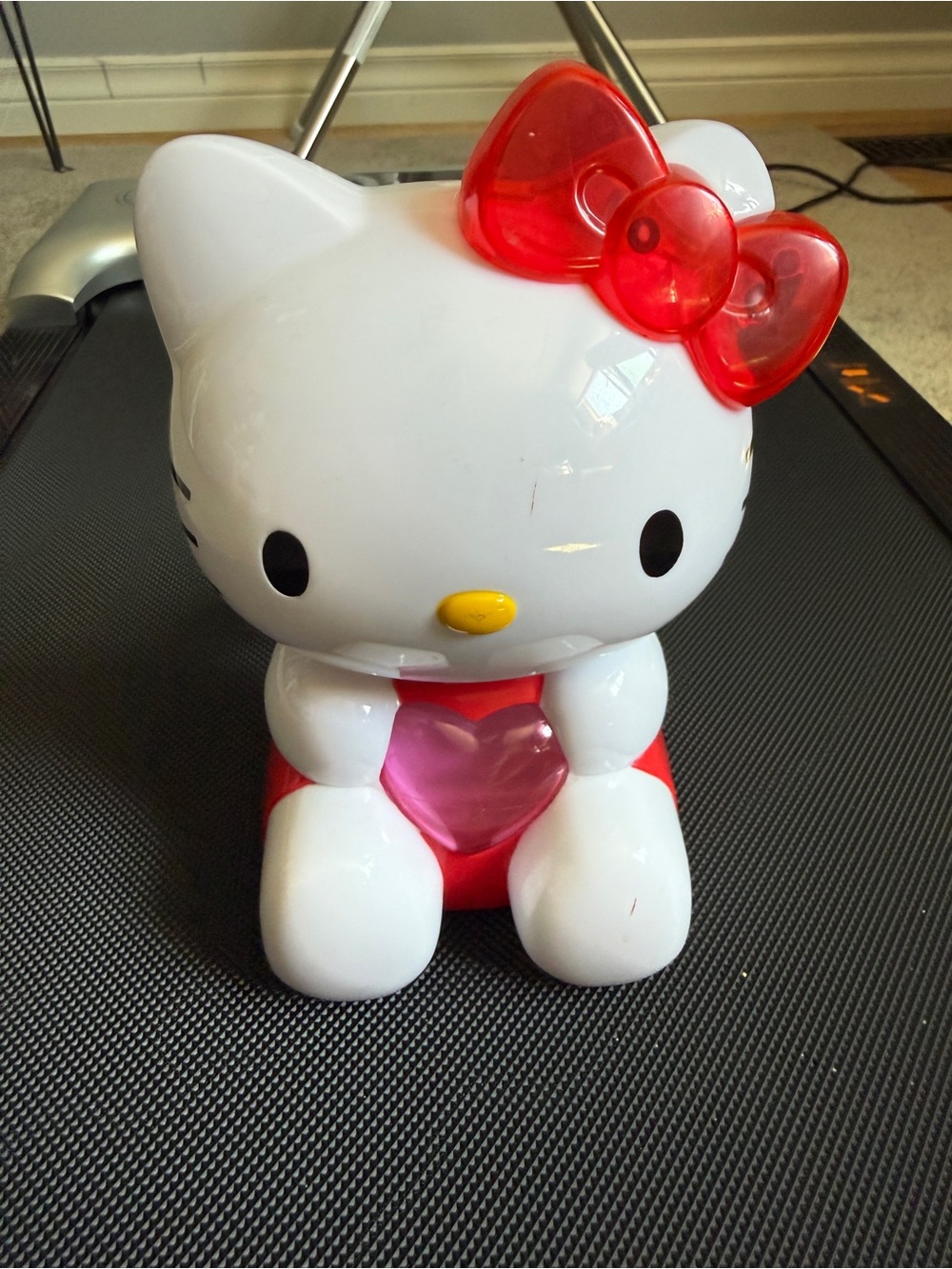 Hello Kitty Bubble Bellie Bubble Maker